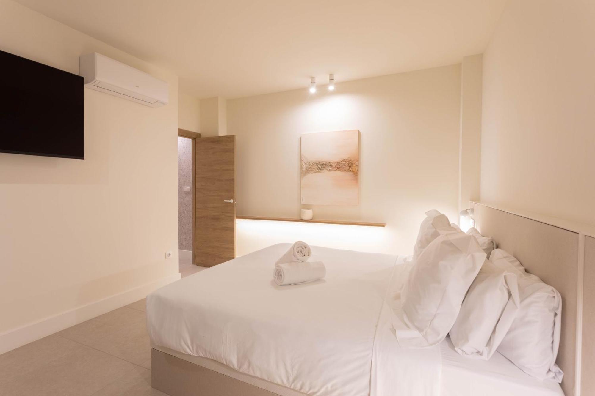 Aparthotel Reina Victoria Velazquez Alicante Esterno foto