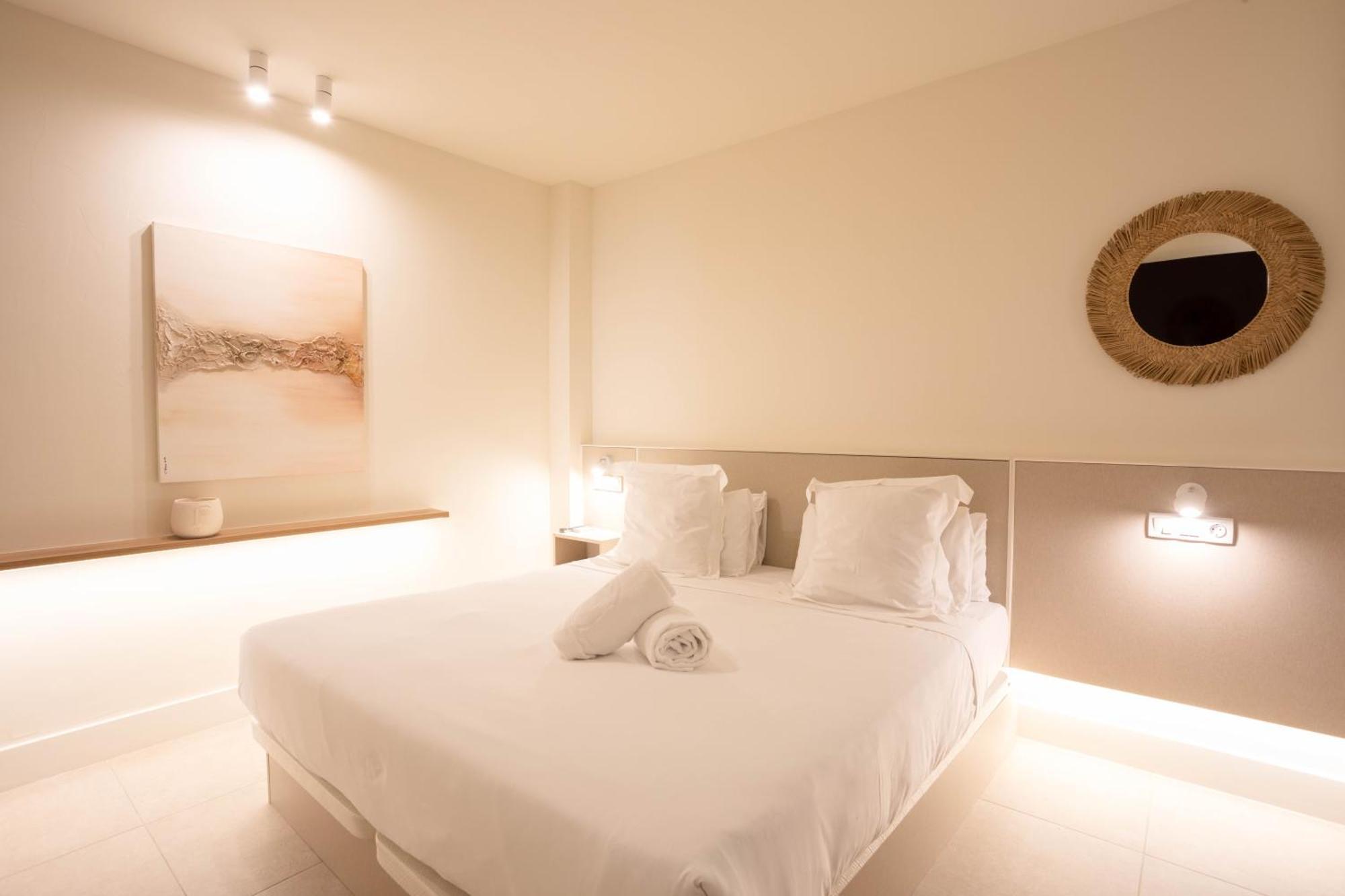 Aparthotel Reina Victoria Velazquez Alicante Esterno foto