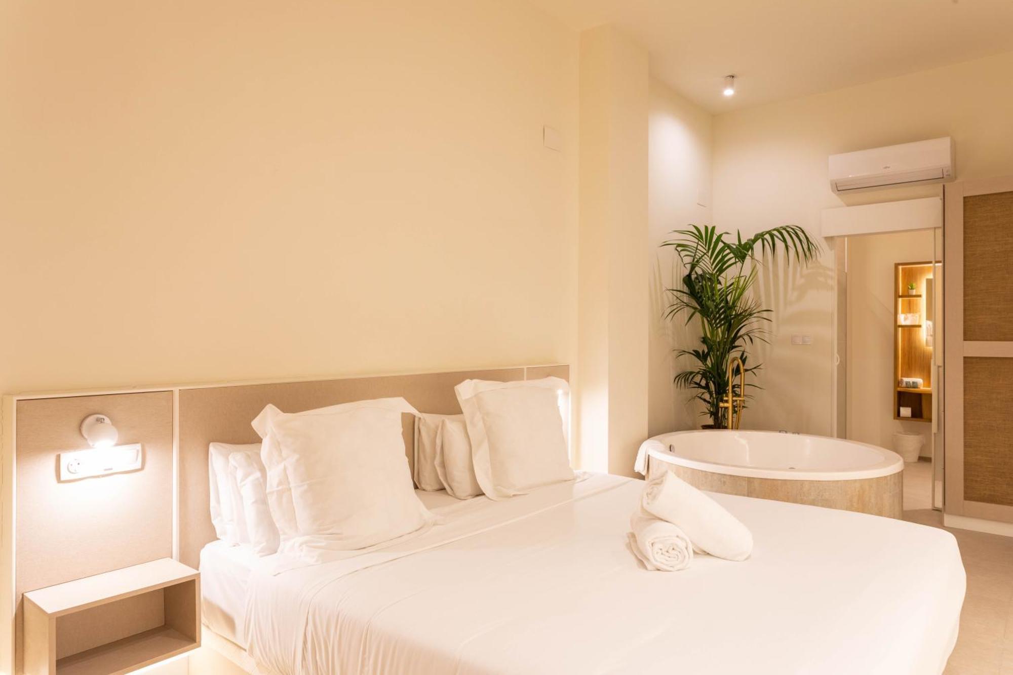 Aparthotel Reina Victoria Velazquez Alicante Esterno foto
